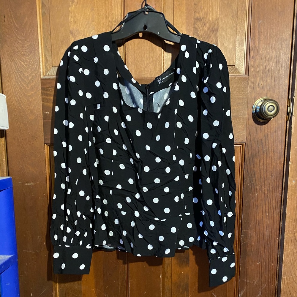 Women’s Blouse